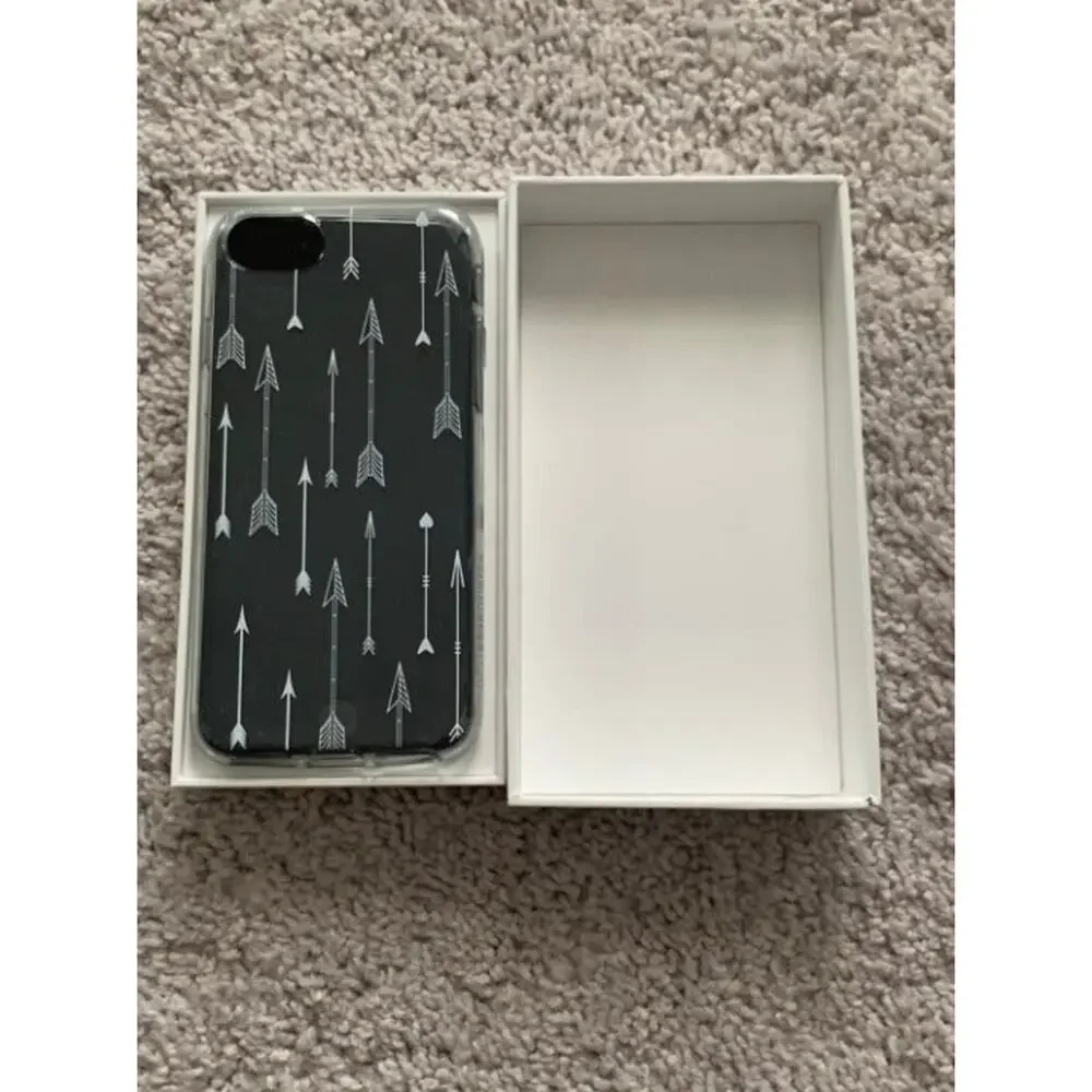 Apple iPhone SE 2nd gen (64GB)-White (unlocked)